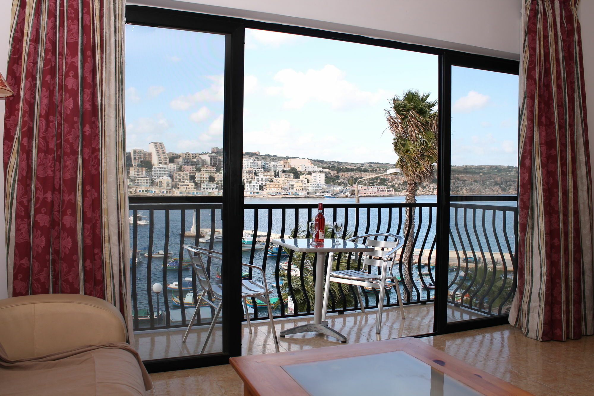 Harbour Lights Seafront 2 Bedroom Apartments With Panoramic Sea Views - By Getawaysmalta St. Paul's Bay Exterior photo